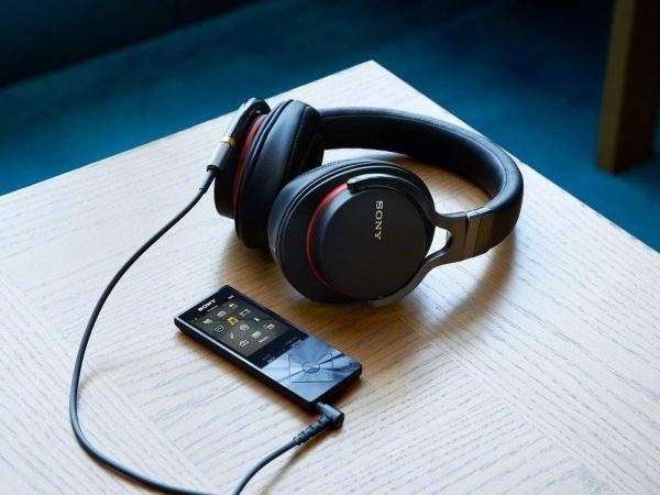 Рейтинг лучших портативных HI-FI плееров в 2026 году Рейтинг лучших портативных HI-FI плееров в 2026 году