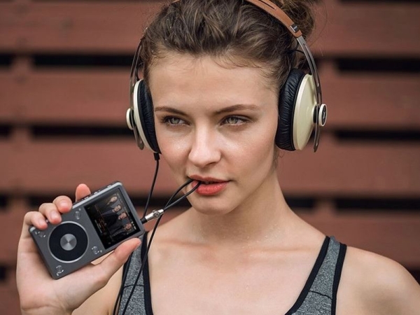 Рейтинг лучших портативных HI-FI плееров в 2026 году Рейтинг лучших портативных HI-FI плееров в 2026 году